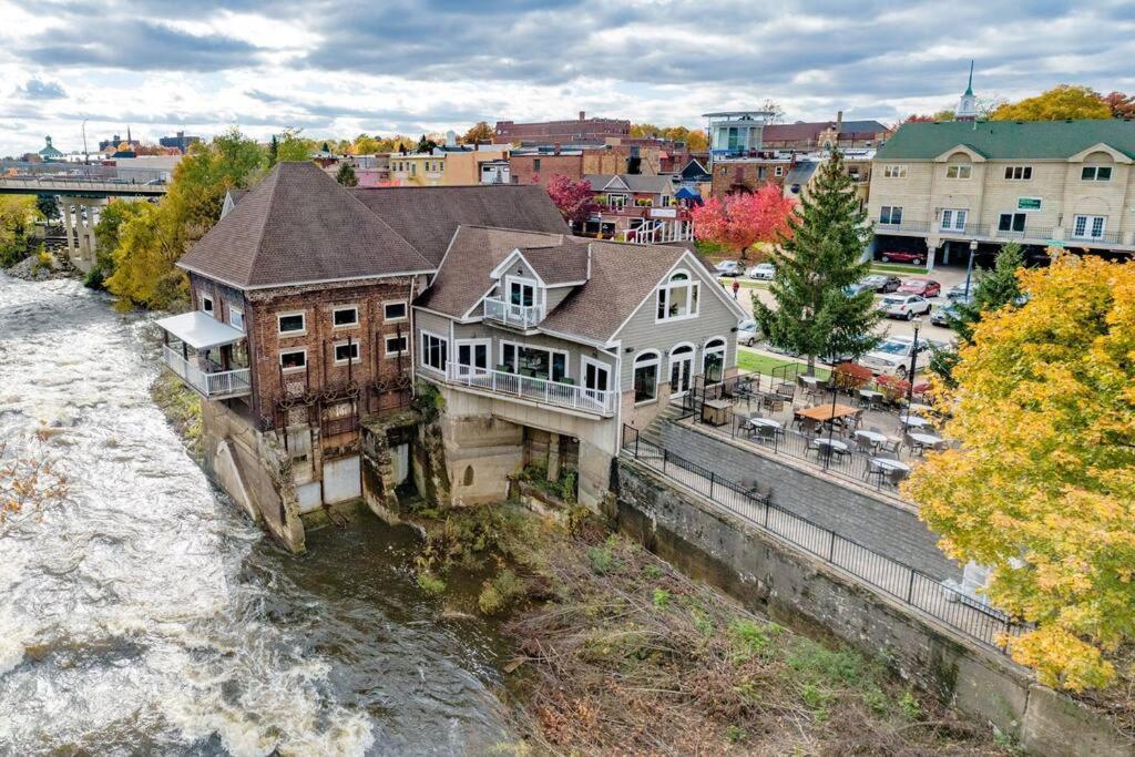 Central Falls Hideaway Cuyahoga Falls Bagian luar foto